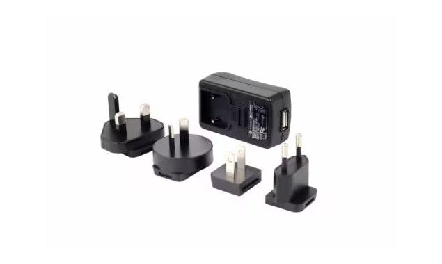 ADAPTATEUR SECTEUR FR08